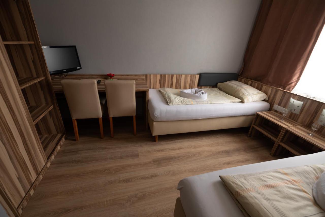 Hotel Am Limes Enns Luaran gambar