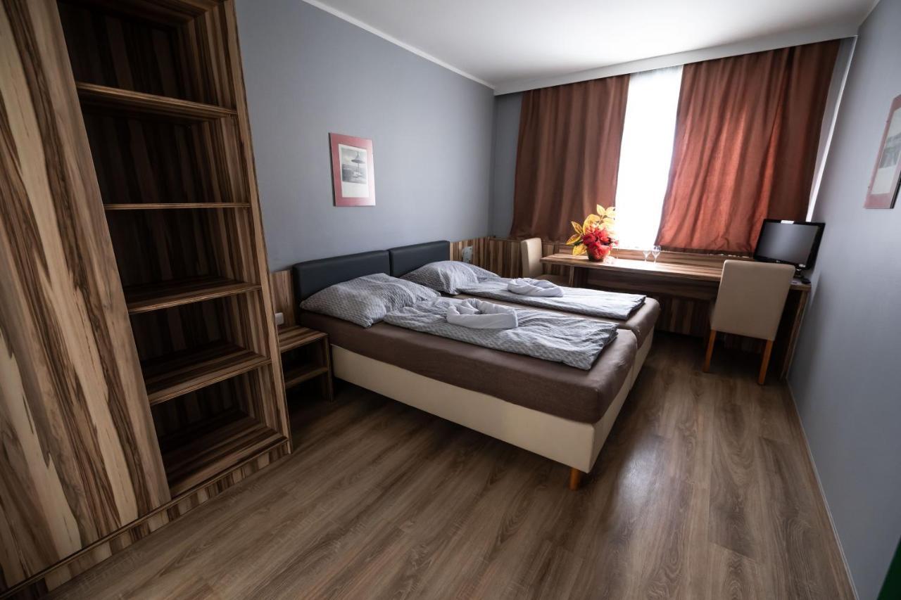 Hotel Am Limes Enns Luaran gambar