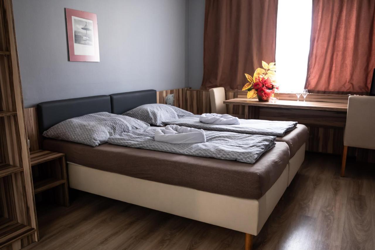 Hotel Am Limes Enns Luaran gambar